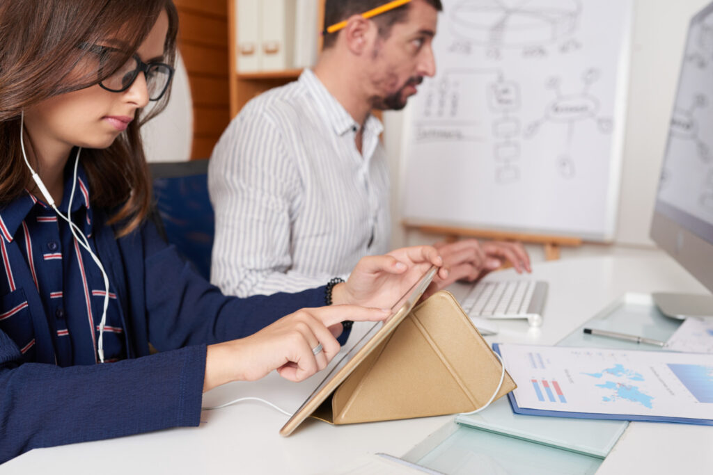 Herramientas digitales para empresas y software empresarial para mejorar la gestión, productividad y organización del negocio